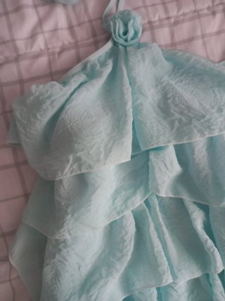 Conjunto de short y vestido con volantes
