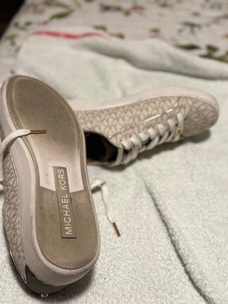 Zapatillas Michael Kors Beige y Marrón