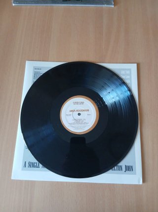 Vinilo Elton John A Single Man