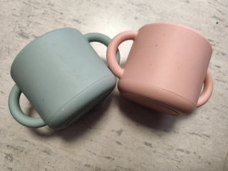 Vaso snack Mushie bebé