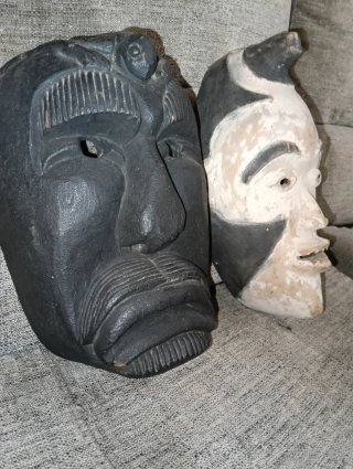 Máscaras tribales decorativas