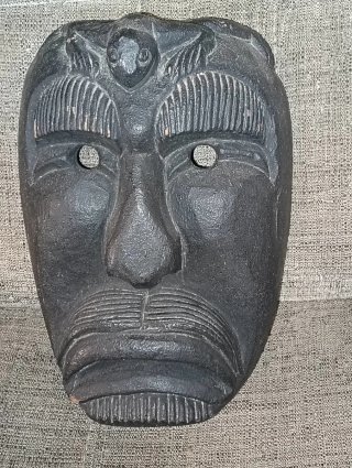 Máscaras tribales decorativas