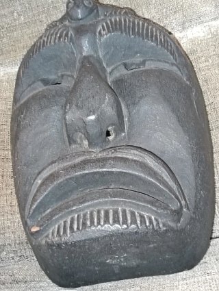 Máscaras tribales decorativas