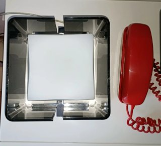 Lámpara cubo  Space Age, perfecta.