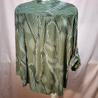 Blusa fluida estampado aguas