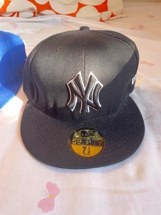 Lote 3 gorras NY Yankees azul roja negra