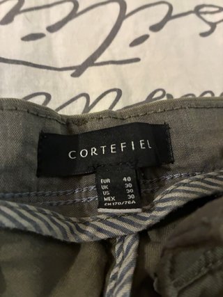 2 bermudas talla M Cortefiel Beige y Verde oliva
