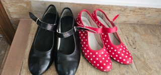 Zapatos de Flamenca Niña Rojo Lunares