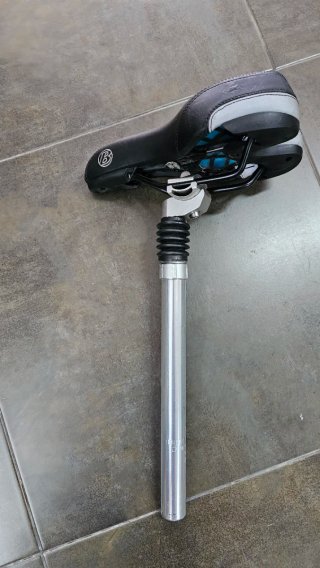 Sillín Bici con Suspensión Negro