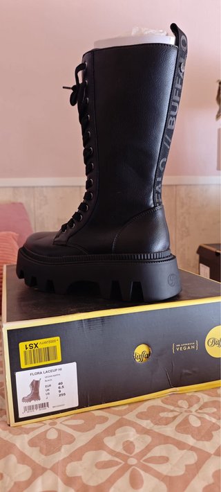 Botas Buffalo Flora Laceup Hi Talla 40