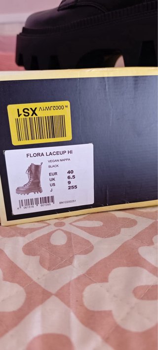 Botas Buffalo Flora Laceup Hi Talla 40