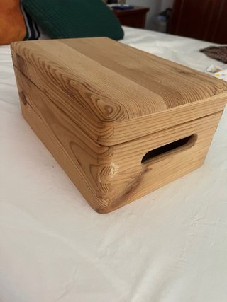 Caja de madera de pino para guardar cosas