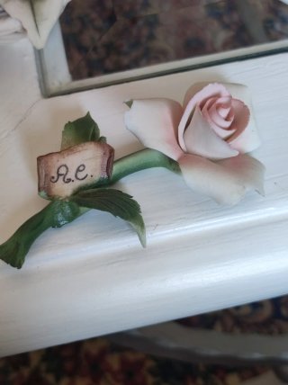 Oggettistica porcellana Capodimonte