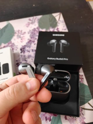 Samsung Galaxy Buds3 Pro + Cargador