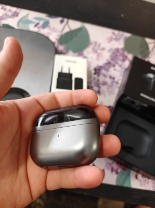 Samsung Galaxy Buds3 Pro + Cargador