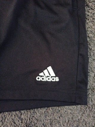 Pantalón corto Mercantil Adidas negro talla 11-12