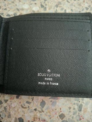 Billetera Louis Vuitton Negra