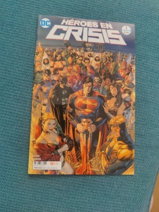 Héroes en crisis DC número 1