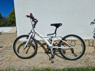 Bicicleta infantil BTWIN blanca