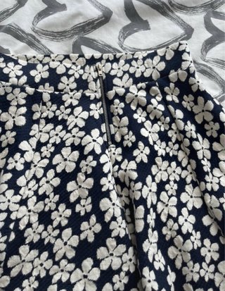 Falda mini H&M floral Talla S