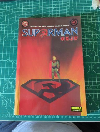 Superman rojo