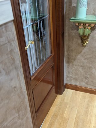 Puertas de madera y vidrio
