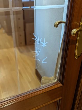 Puertas de madera y vidrio