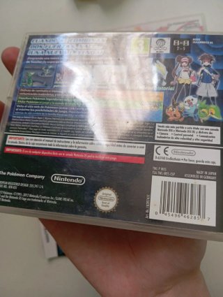cajas y manuales originales pokémon blanca/negra 2