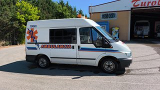 Ford E-Transit 2005 ambulancia