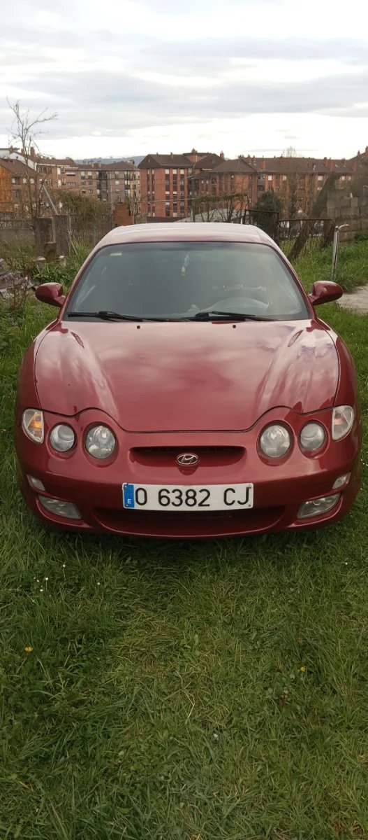 Hyundai Coupe 2000 - foto 1