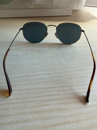 Ray-Ban RB8148 Hexagonal Titanium Polarizadas