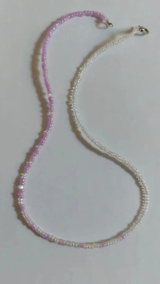 Collar gargantilla lila y blanco en degradado