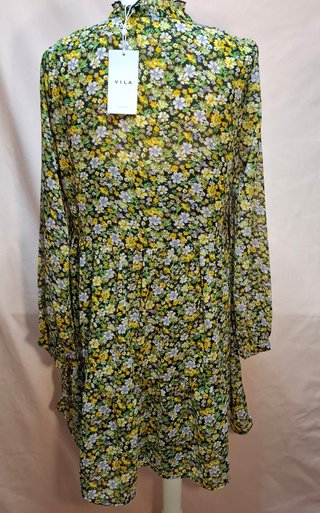 Vestido VILA negro floral