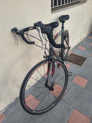 Cambio/vendo bicicleta carretera Giant