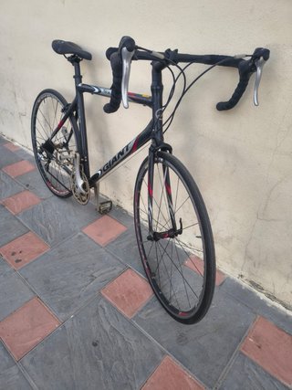 Cambio/vendo bicicleta carretera Giant