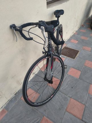Cambio/vendo bicicleta carretera Giant