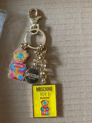 Llavero Moschino Gummy Toy 2