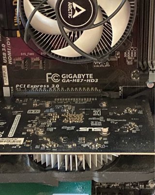 Ordenador de mesa GTX 1050.