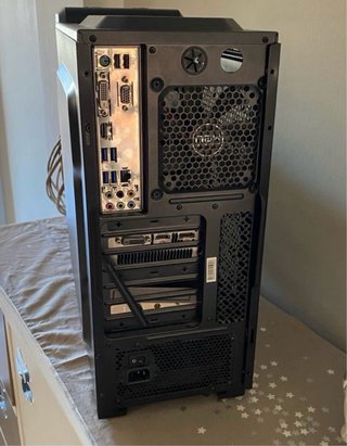 Ordenador de mesa GTX 1050.
