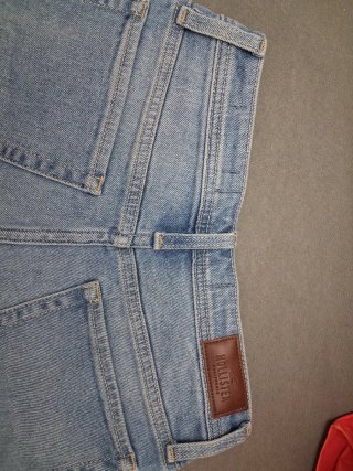 Pantalón corto Hollister Talla 25