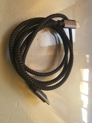 Cable USB-C a USB-C trenzado