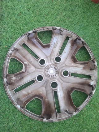 Tapacubo original Renault 16 Plata
