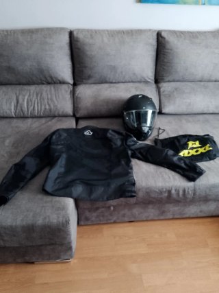 Chaqueta Moto Acerbis Negra verano y casco