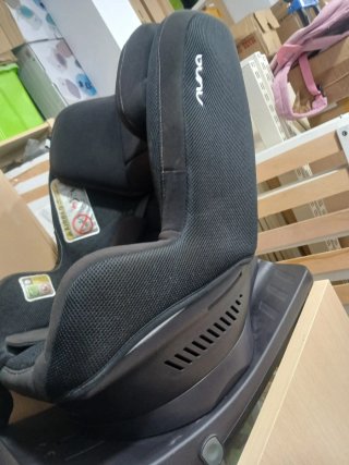 Silla de coche Nuna Rebl giratoria