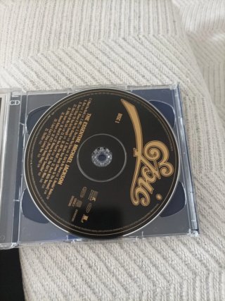 CD The Essential Michael Jackson