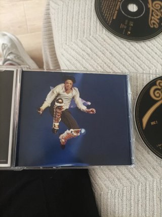 CD The Essential Michael Jackson