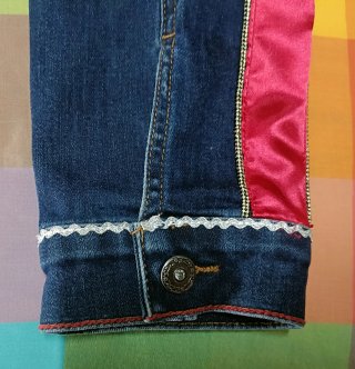 Cazadora vaquera Desigual, talla 42