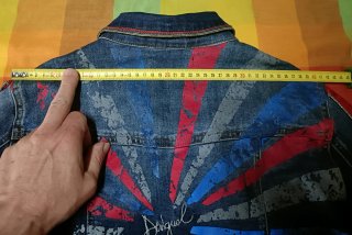 Cazadora vaquera Desigual, talla 42