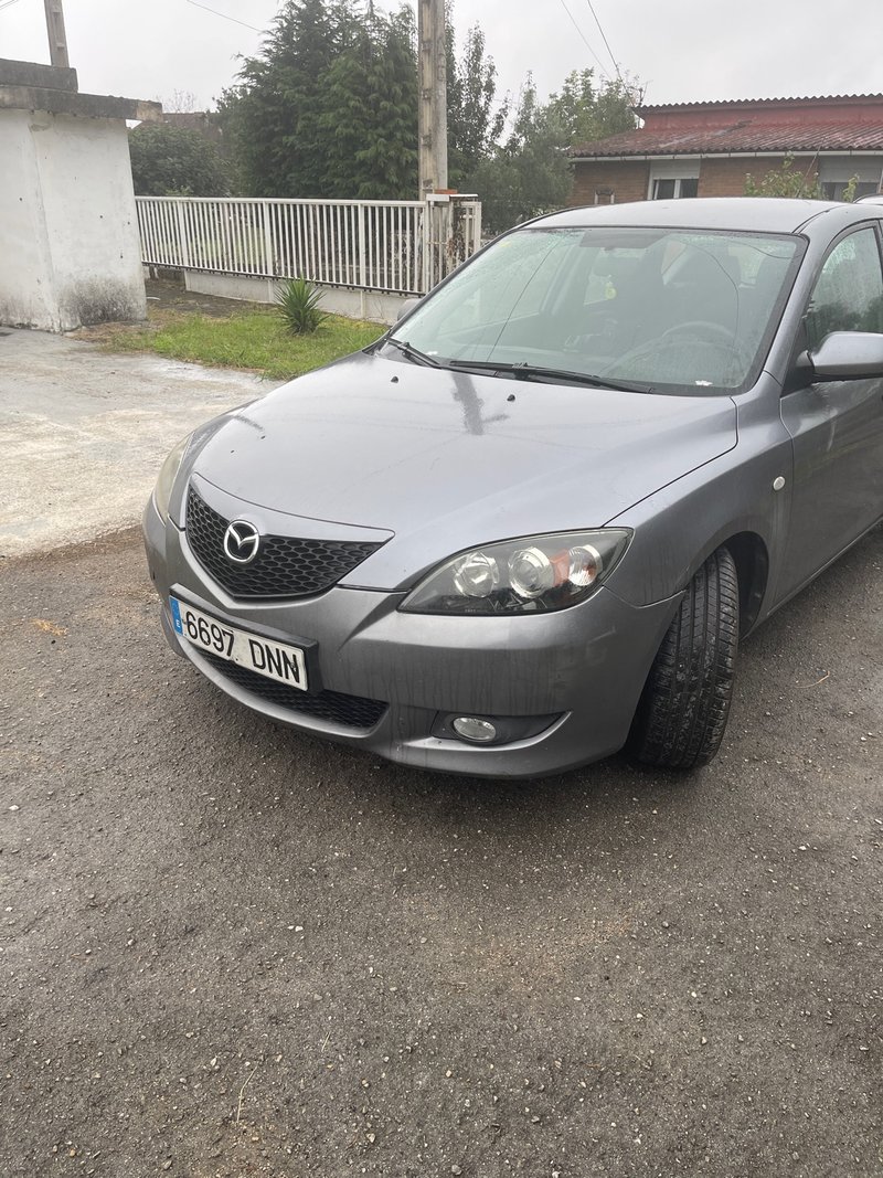 Mazda 3 2005 - foto 1