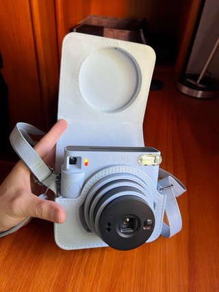 Fujifilm Instax Square SQ1 + funda